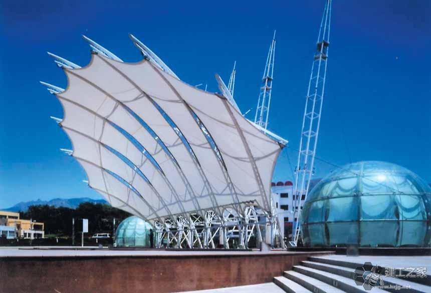 马鞍山车棚膜结构网架